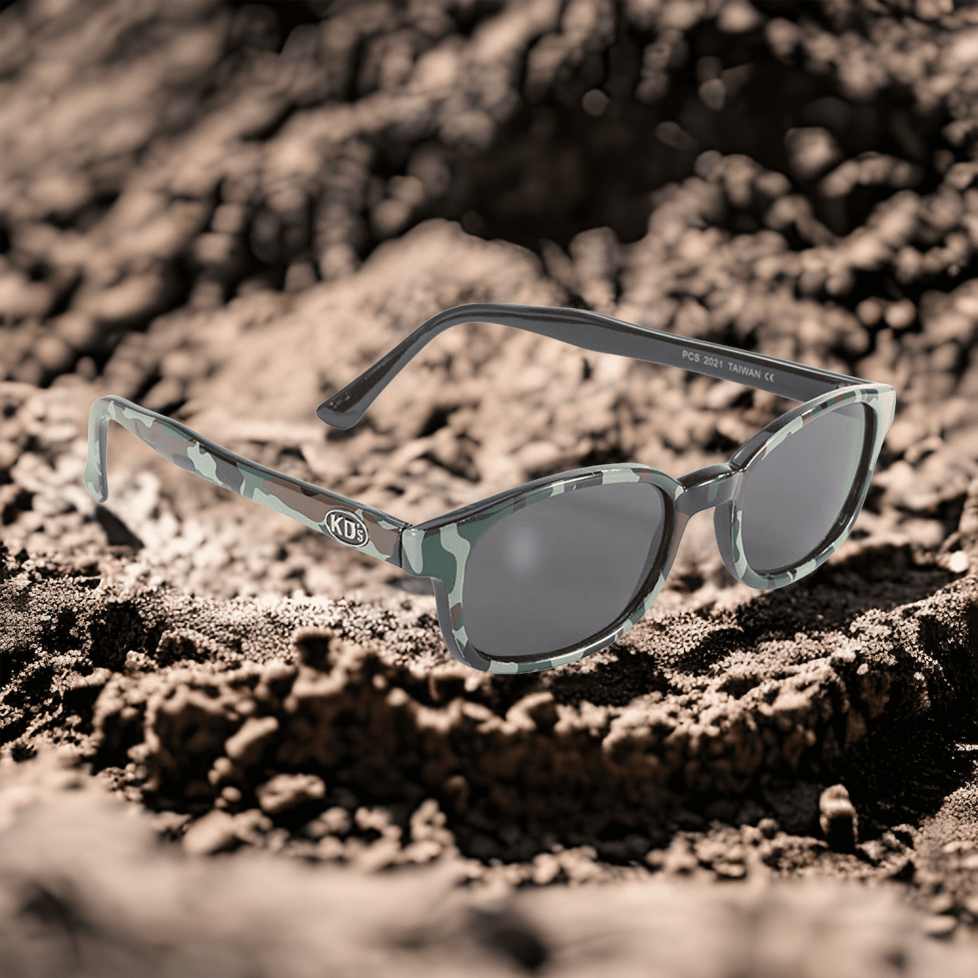 Lunettes de soleil KD's 2021 , monture décor camouflage et verres gris